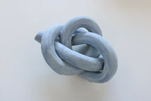 Load image into Gallery viewer, Pacific blue teamster knot