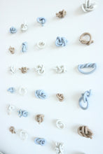Load image into Gallery viewer, PURELY PORCELAIN: Knot Series XVI - Minerales Del Mar
