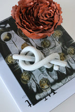 Load image into Gallery viewer, Midshipman's Hitch