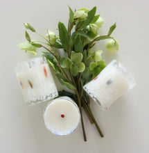 Load image into Gallery viewer, Handblown, Italian glass candle with notes of lavender, bergamot, helichrysum, sage, and peppermint.